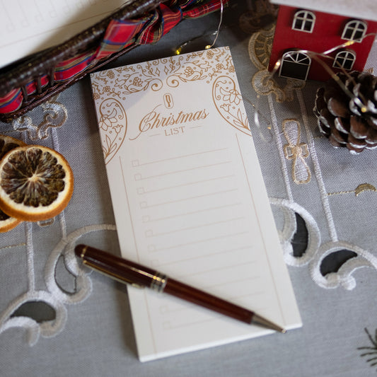 Arya Christmas List di Piperita Paper, blocco to do list da scrivania da 25 pagine, perfetta per organizzare regali, menù e le attività del vostro natale.