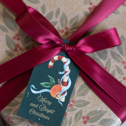 Gift Tag Cometa di Piperita Paper, originali e colorati. Sono perfetti per decorare i tuoi regali di Natale con stile. Personalizza il retro con un augurio. 