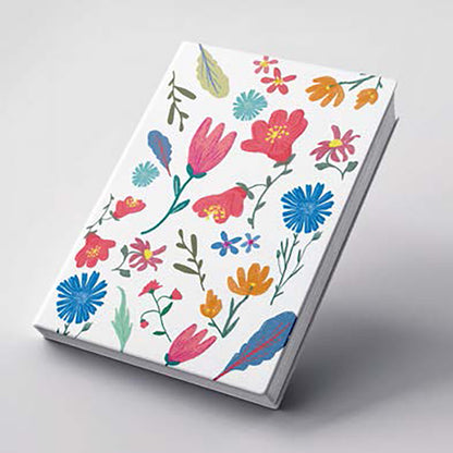 Appunti Pixie di Piperita: blocchi tascabili con grafica botanica, pagine a quadretti e copertina in carta riciclata, perfetti per notes e appunti creativi.