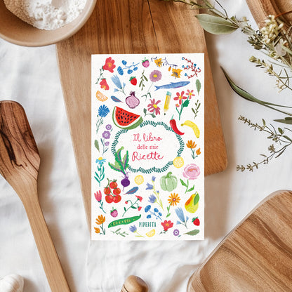 Ricettario pratico e colorato con spazio per 15 ricette: ideale per conservare e condividere i tuoi piatti del cuore. Perfetto come idea regalo originale e personale.