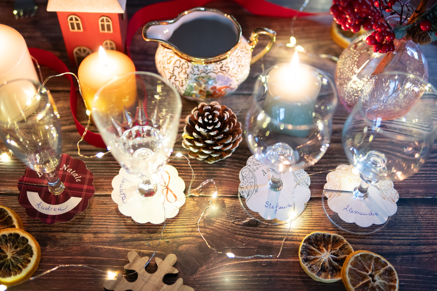 Segnaposto Natale  di Piperita Paper. Set da 12 pezzi stampa a colori con spazio per scrivere nome, perfetti per le feste natalizie.